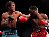 黄金のﾐﾄﾞﾙ級史 Part2 近代ボクシング史においてミドル級は何度か黄金期を迎えた 19年代のトニー ゼール 米 とロッキー グラジアノ 米 のライバル時代 シュガー レイ ロビンソン 米 が活躍した40年代 50年代 そしてエミール グリフィス