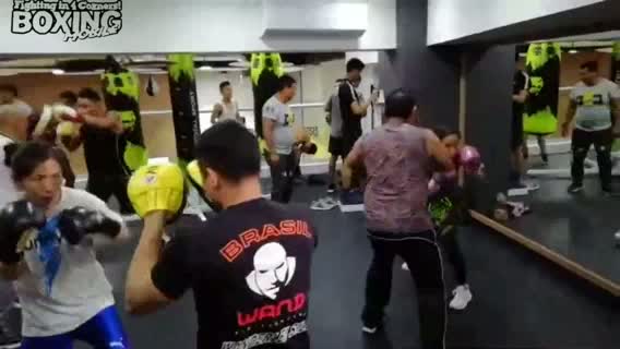 塙英理加(UNITED)公開練習