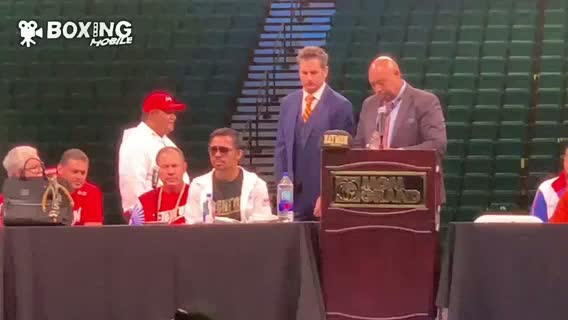 マニー・パッキャオ(フィリピン)試合後会見動画