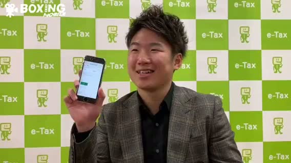 拳四朗がe-Taxを体験