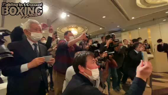 矢吹正道(緑)vs寺地拳四朗(BMB)会見