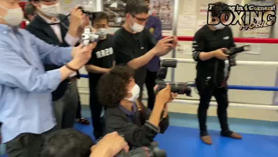 谷口将隆(ワタナベ)一夜明け動画