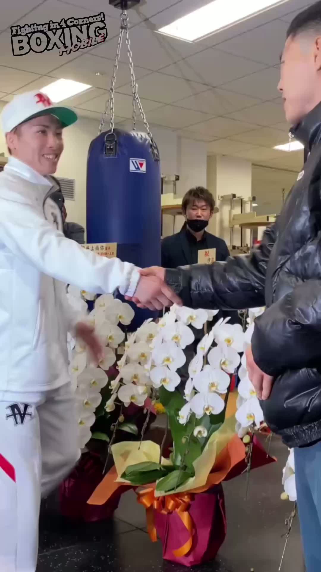 井上尚弥とキム・イェジュン再会動画