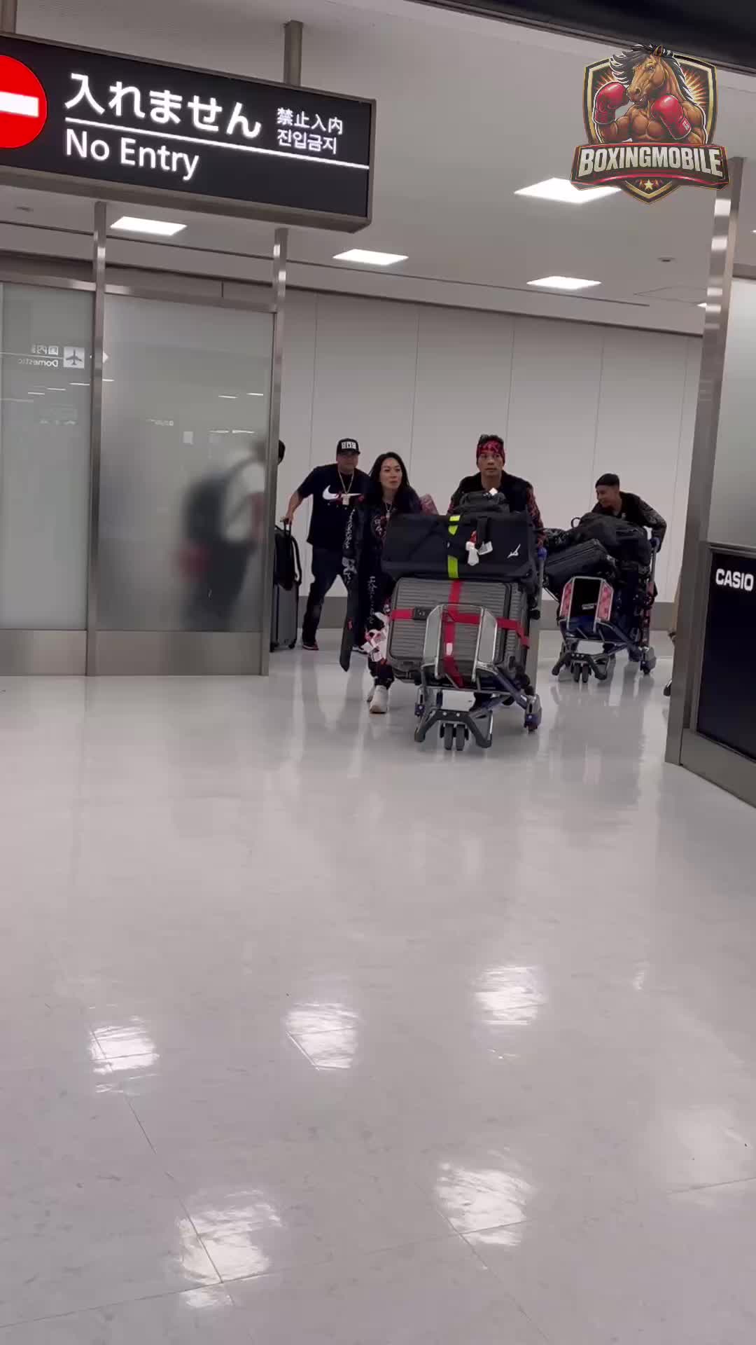 ドネア来日映像