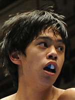 山本 智哉<br>(角海老宝石)