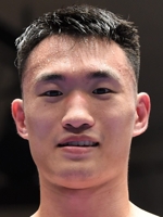 李 鎮宇<br>(角海老宝石)
