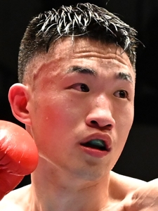 李 鎮宇<br>(角海老宝石)