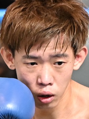 東 健史（ヒガシタケフミ）選手情報