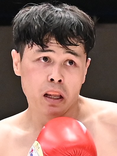 トゥマエルビエク ヌエルビエク（Tumaerbieke Nuerbieke）選手情報