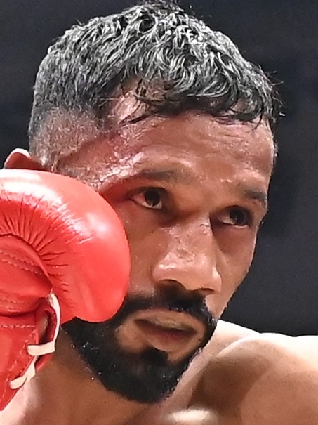 ダル メンダー（Dharmender）選手情報