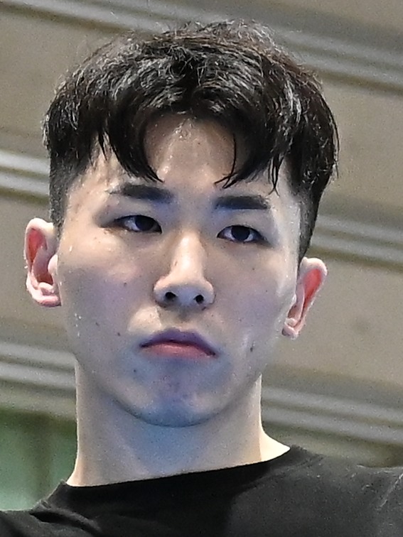 石塚 亮次<br>(角海老宝石)