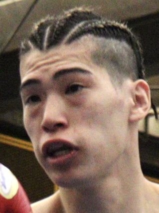 伊豆 朝成（イズトモナリ）選手情報