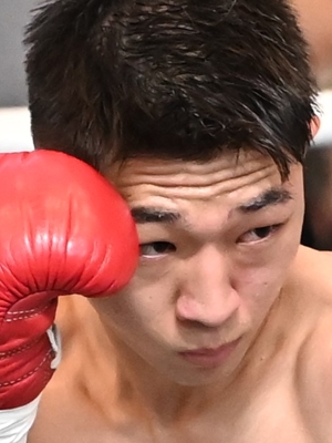 梅村 吏玖