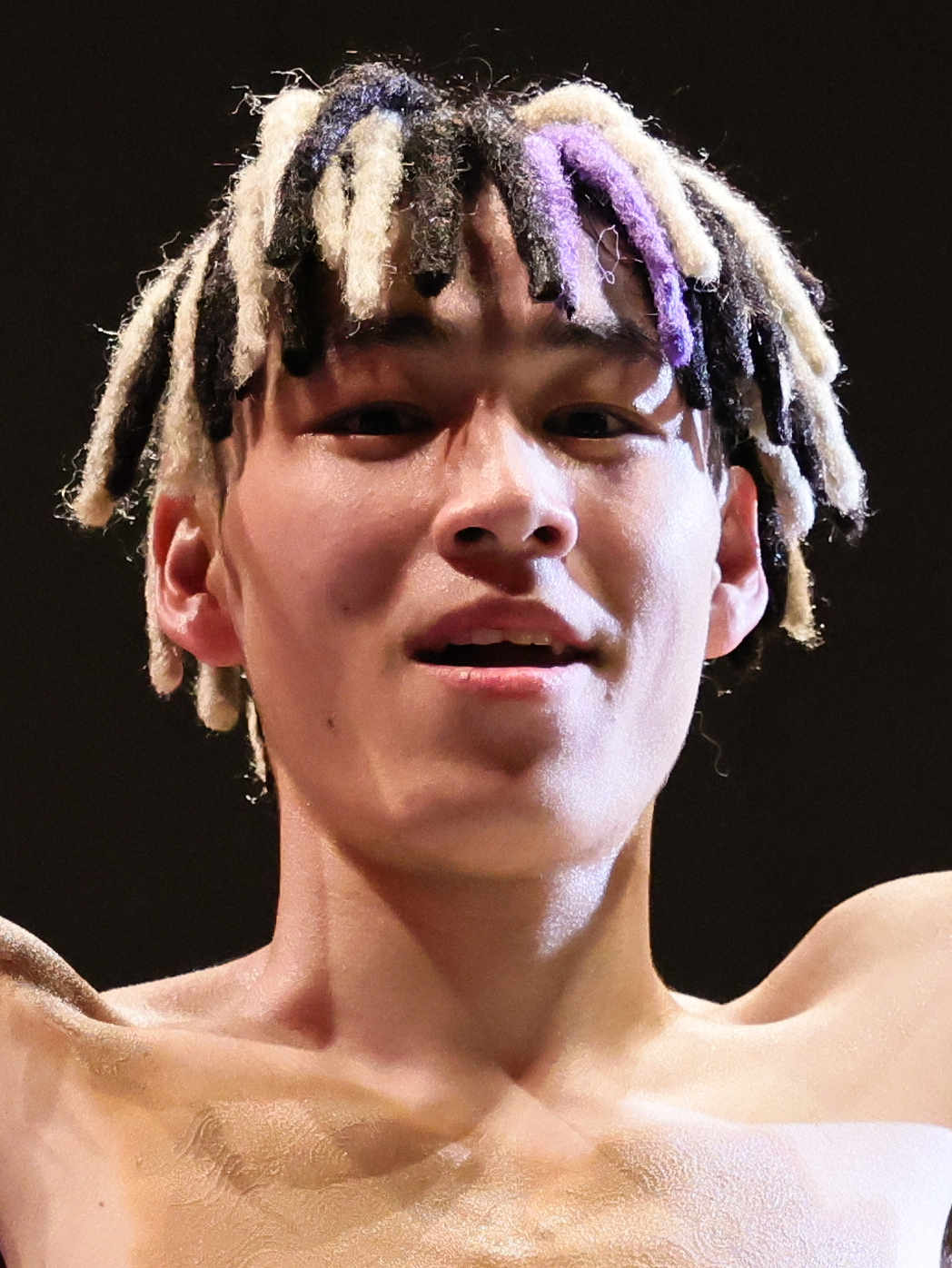 ���B ���l�i�A�_�`�~�Y�g�j�I����