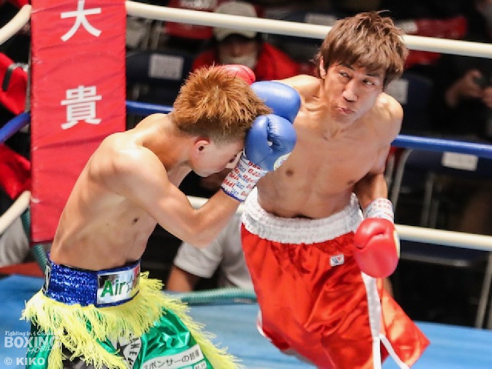 右:正地孝至(東京拳闘会)が7年7ヶ月ぶりの復帰戦