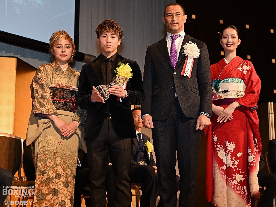 非売品　日本ボクシングコミッション70周年記念　2022年度年間優秀選手表彰式