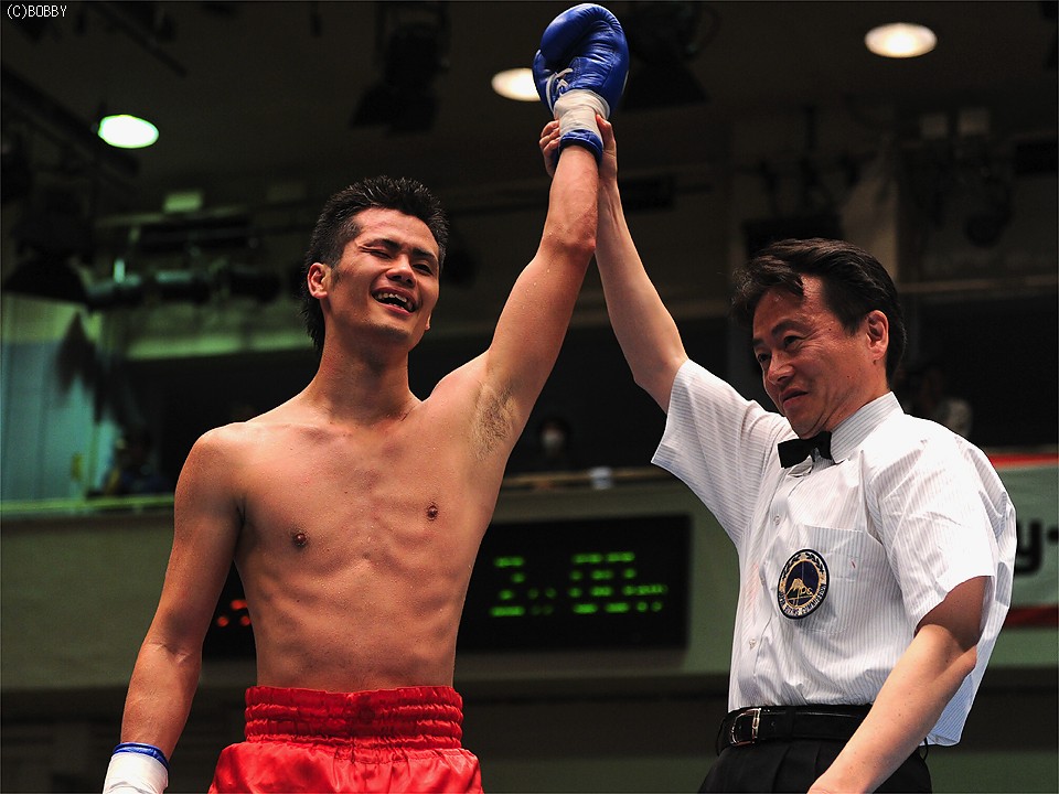 江藤が世界2位を撃破! | ボクモバニュース | ボクシングモバイル