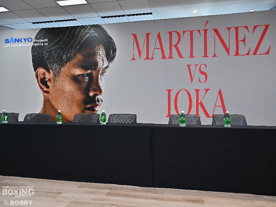 井岡一翔が挑むマルティネスがコンディションを整えるために調印式を中止!