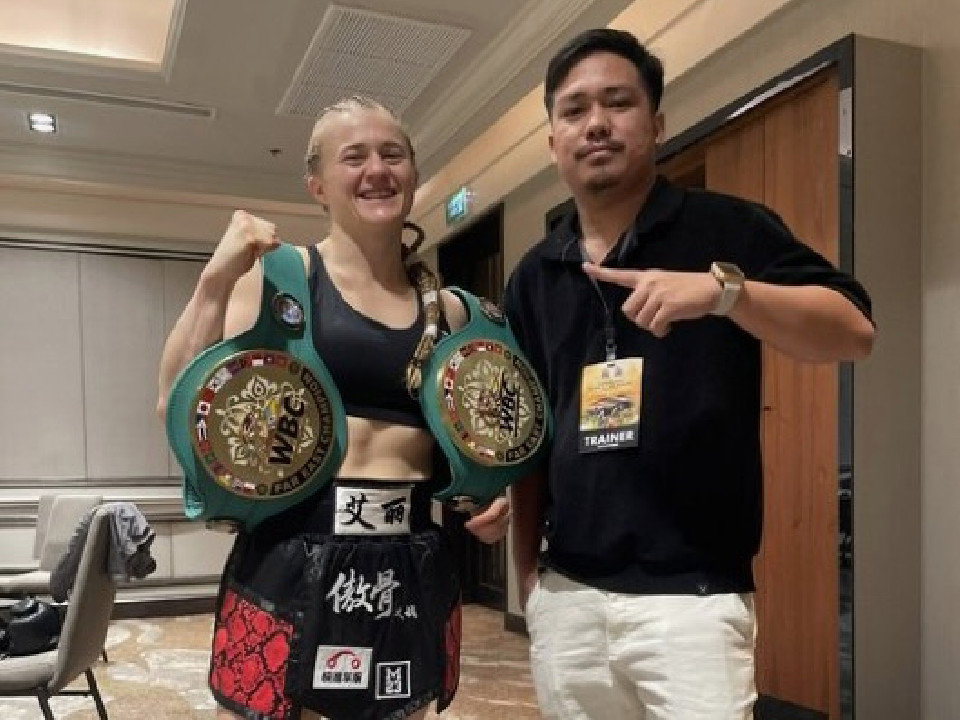 エリー・バウトテル(英国)