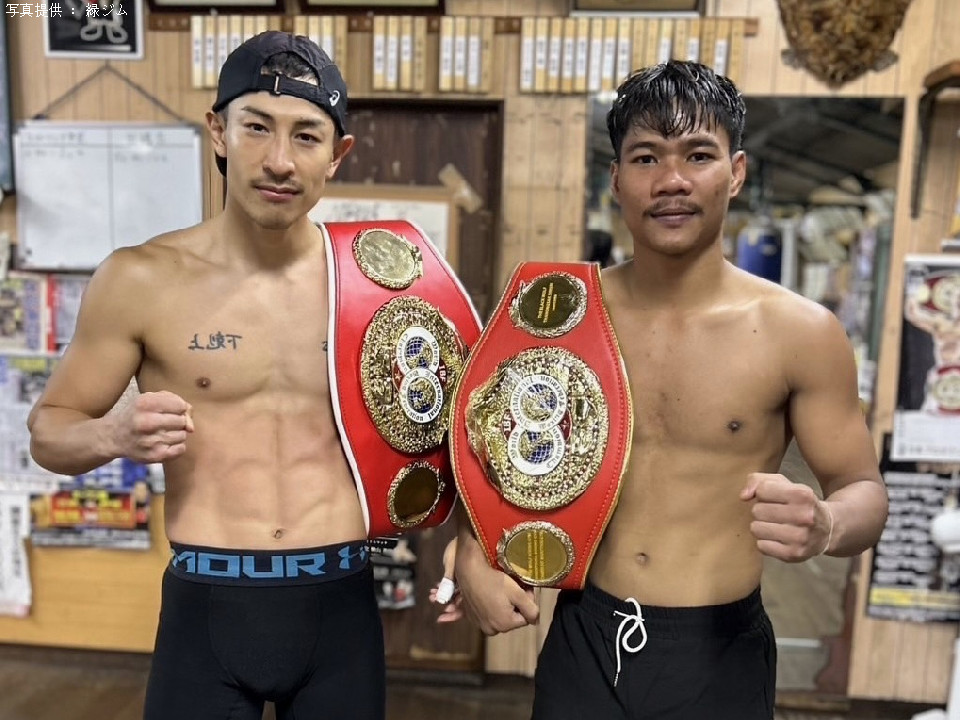 矢吹正道とタノンサックがスパーリング