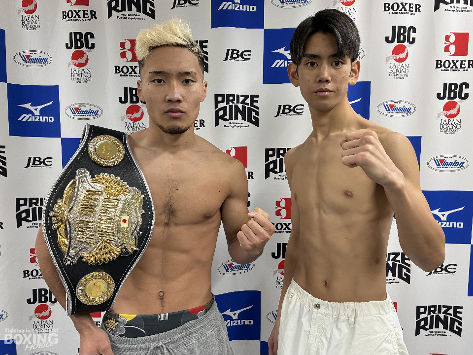 ��{����vs���{���E