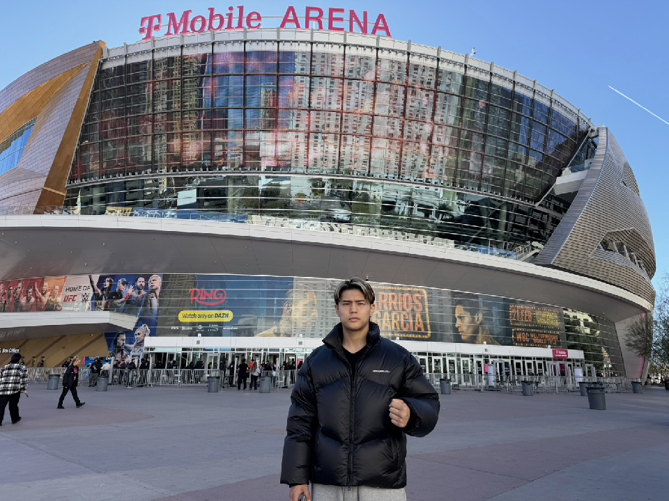 �o���I�Xvs�K���V�A�����X�ؐs���x�K�X��