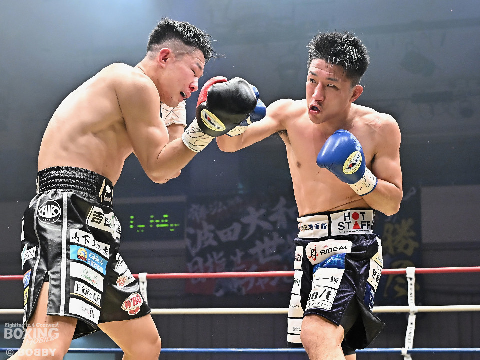 �u�Ռ��̌����v�V���퉤vs�唨�r��! ��y���z�[�����R�̃X�[�p�[�t�F�U�[����