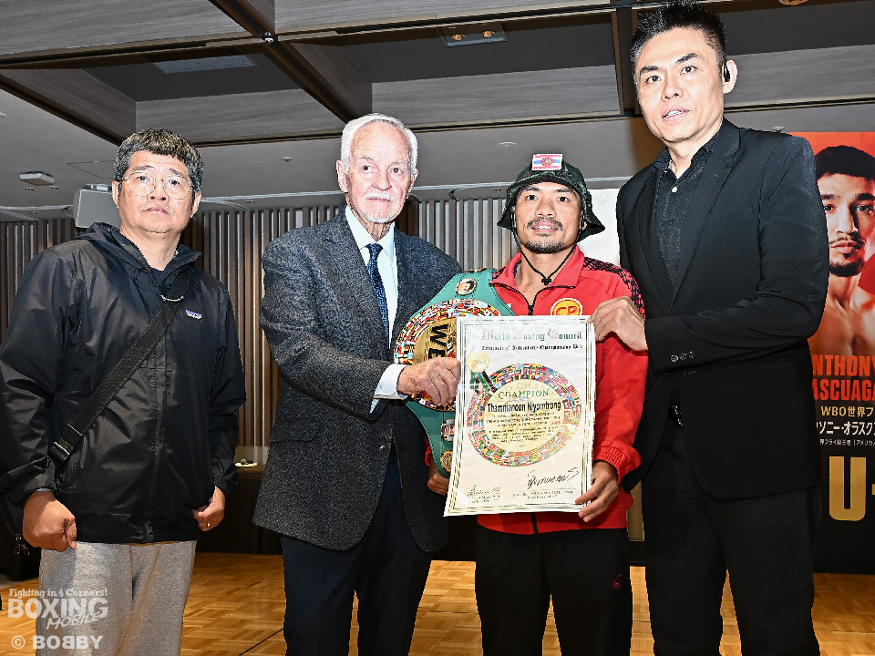 WBC�x���g�F�菑