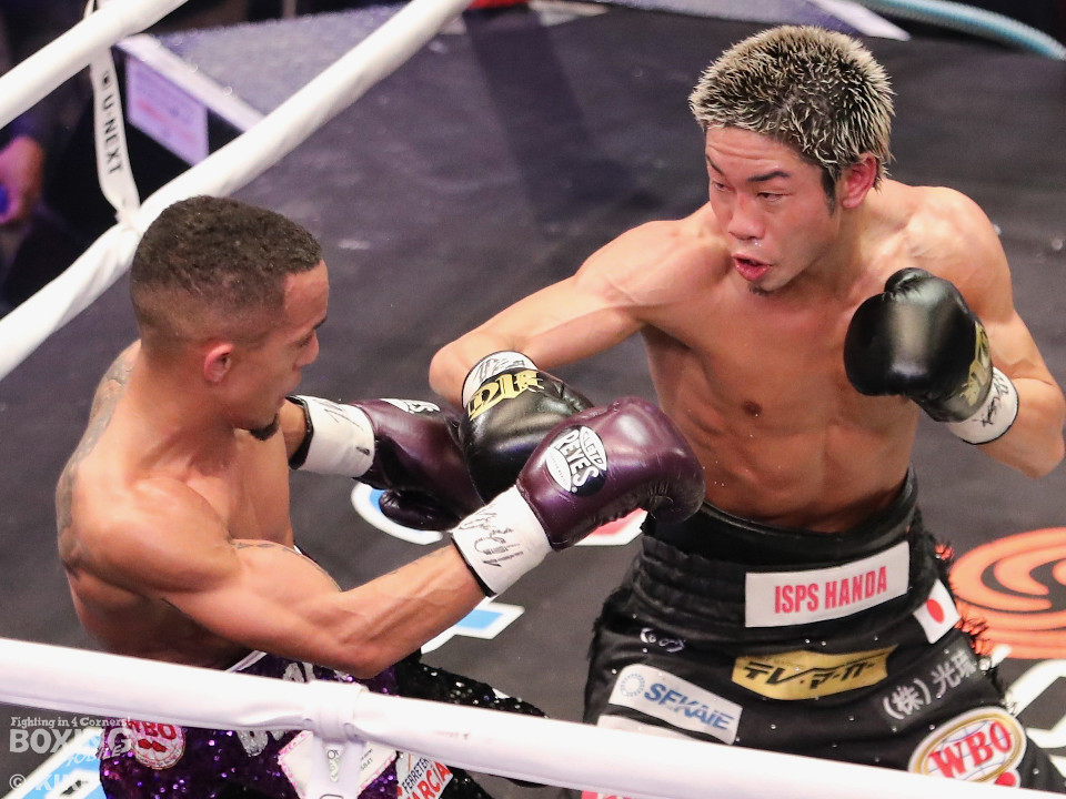 �J�����������E2�K�����e�֑S�̓A�^�b�N! ��G�T���e�B�A�S�ƌ���!