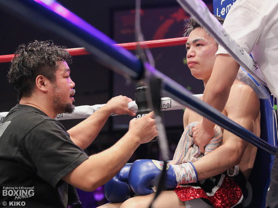 ���엲�S(���ꃏ�[���h�����O)