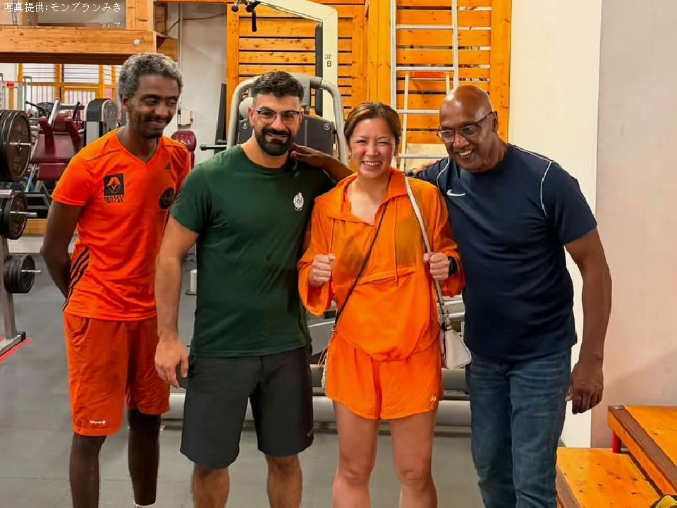 �����u�����݂����t�����X���ҏC�s! �A���v�X�ŐS�g�𖁂�