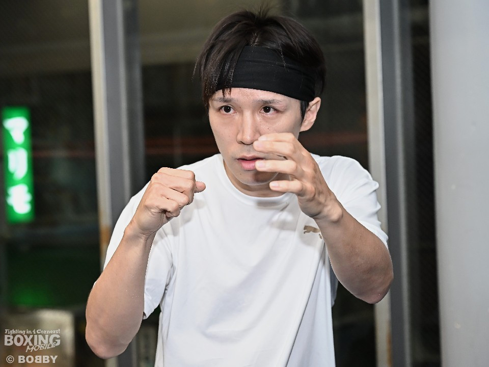 ���쌒�������E�ւ̓���؂��!���얢�҂ƌ���
